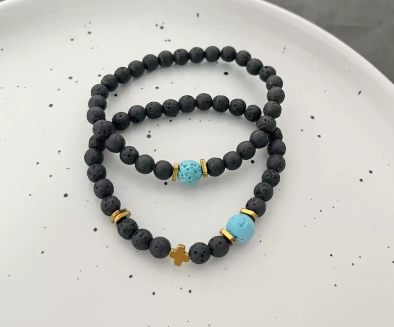 Retro Handmade Bracelet - Image 1